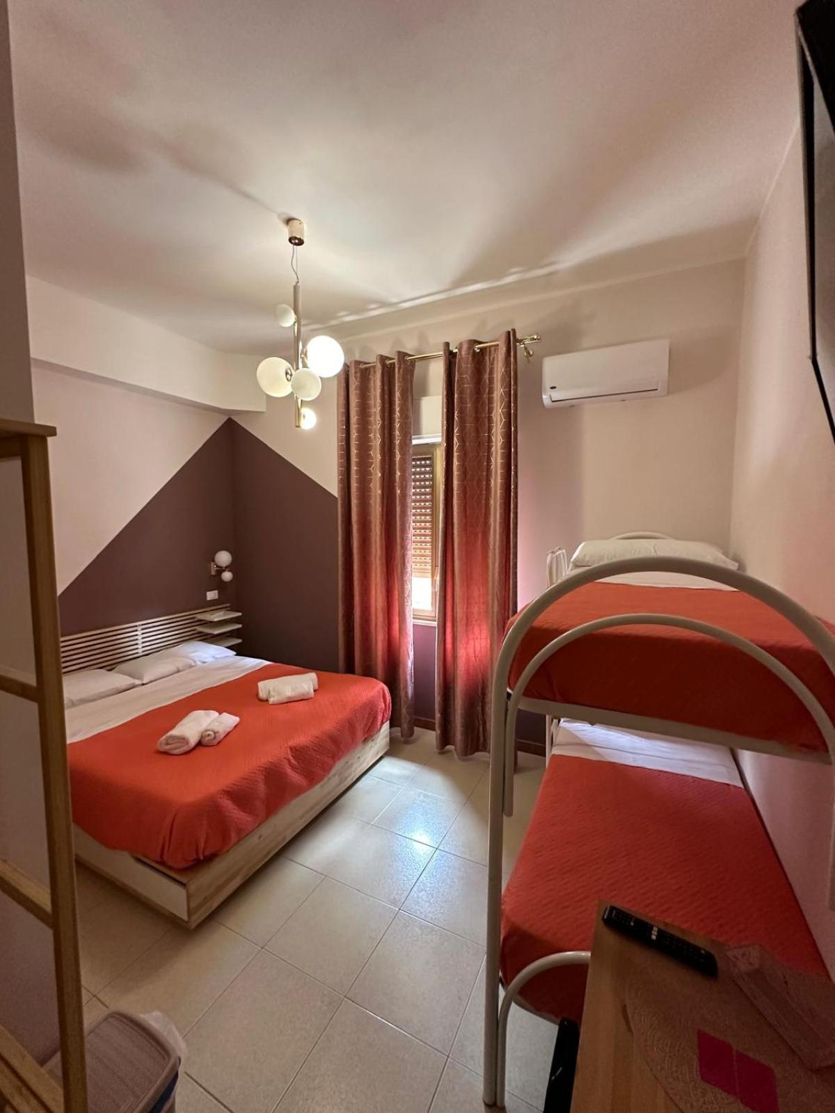 B&B Elegance Villa San Giovanni Exterior photo
